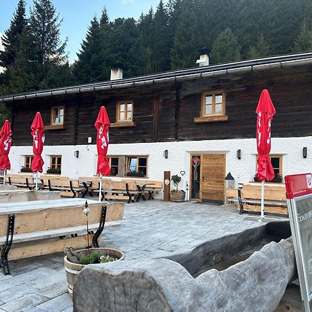 Peer Alm Navis Exterior foto