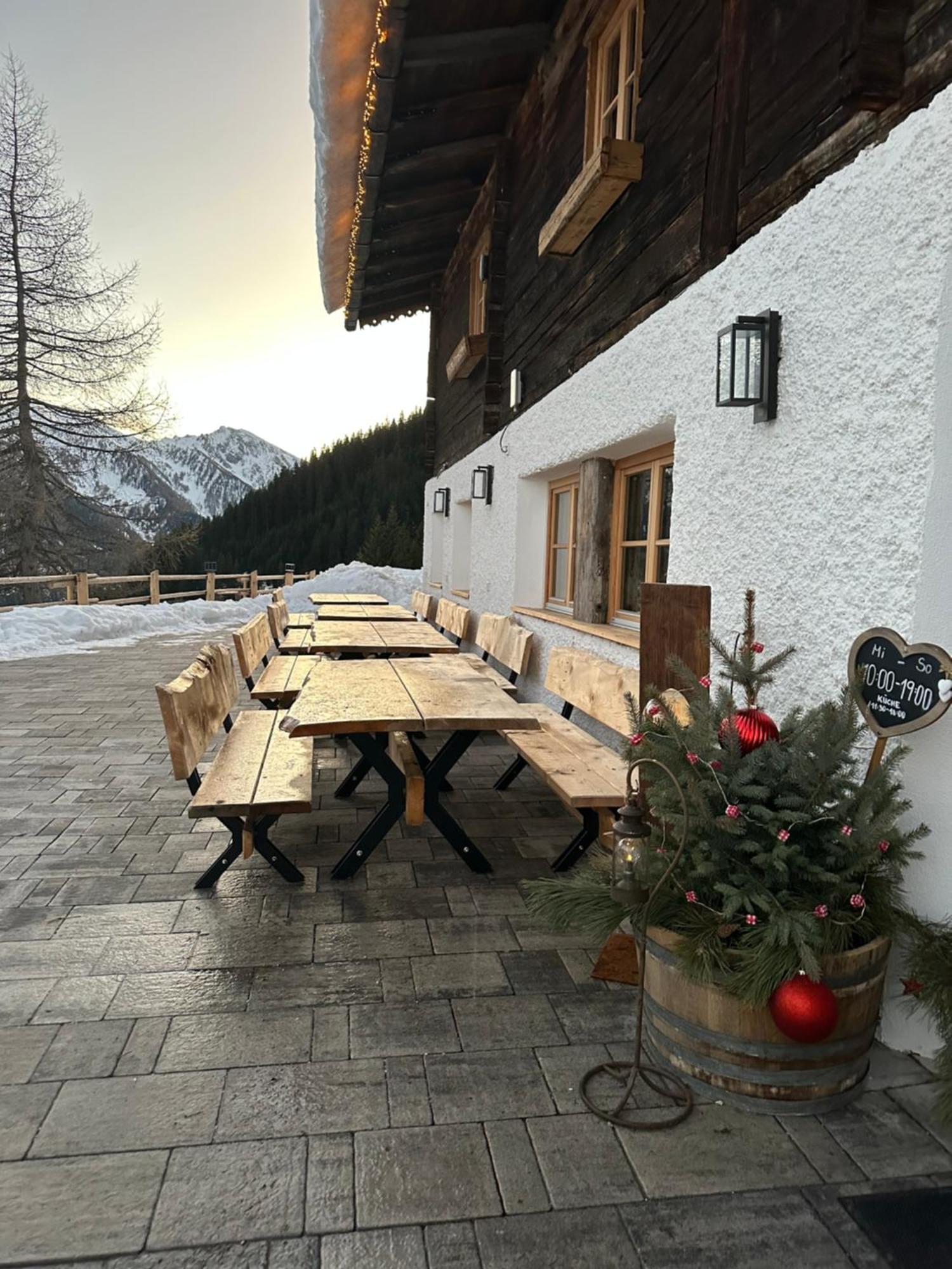 Peer Alm Navis Exterior foto